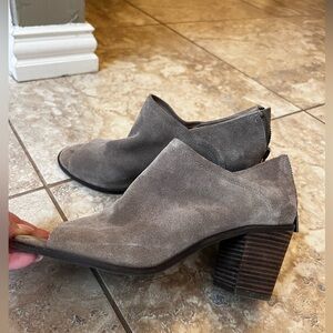 Lucky Brand Gray Suede Block Heel Mules (open toe)